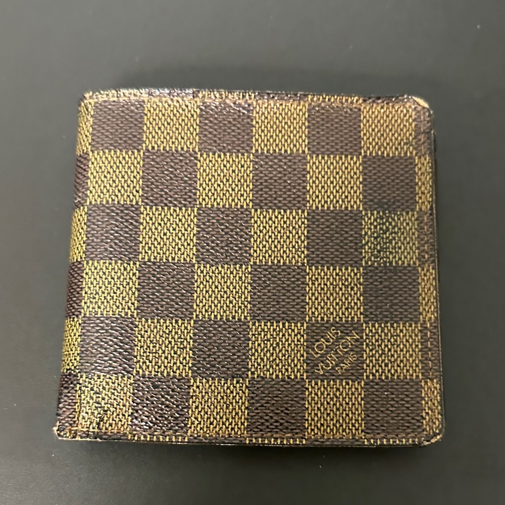 💯% Authentic Louis Vuitton Damier Ebene Wallet. See photos
